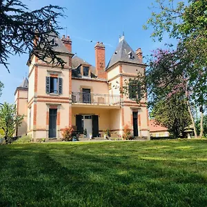  Frühstückspension Chateau Segot
