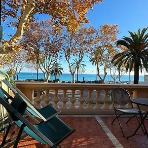 Pavillon Imperial 2*, Menton Francia